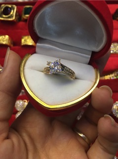 Nhẫn nữ đính đá