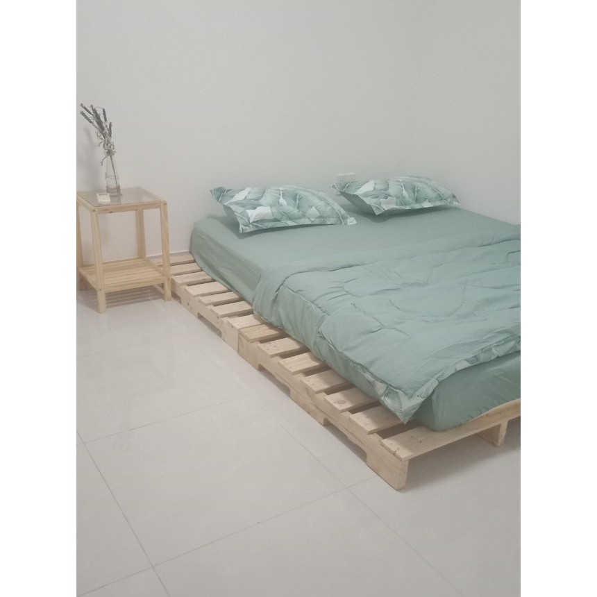 Giường pallet gỗ thông 1m2 -1m8 Homevuive | BigBuy360 - bigbuy360.vn