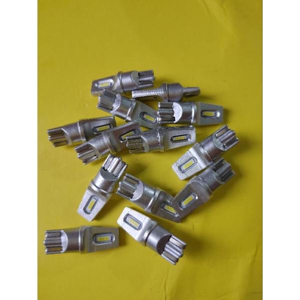 Led t10 2.5w siêu sáng. demi, xin nhan, soi biển số