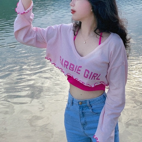 Set Áo Crt Nữ Dài Tay Kèm Áo Trong In Chữ Barbie Girl 2 Màu 🦋 - AO0157