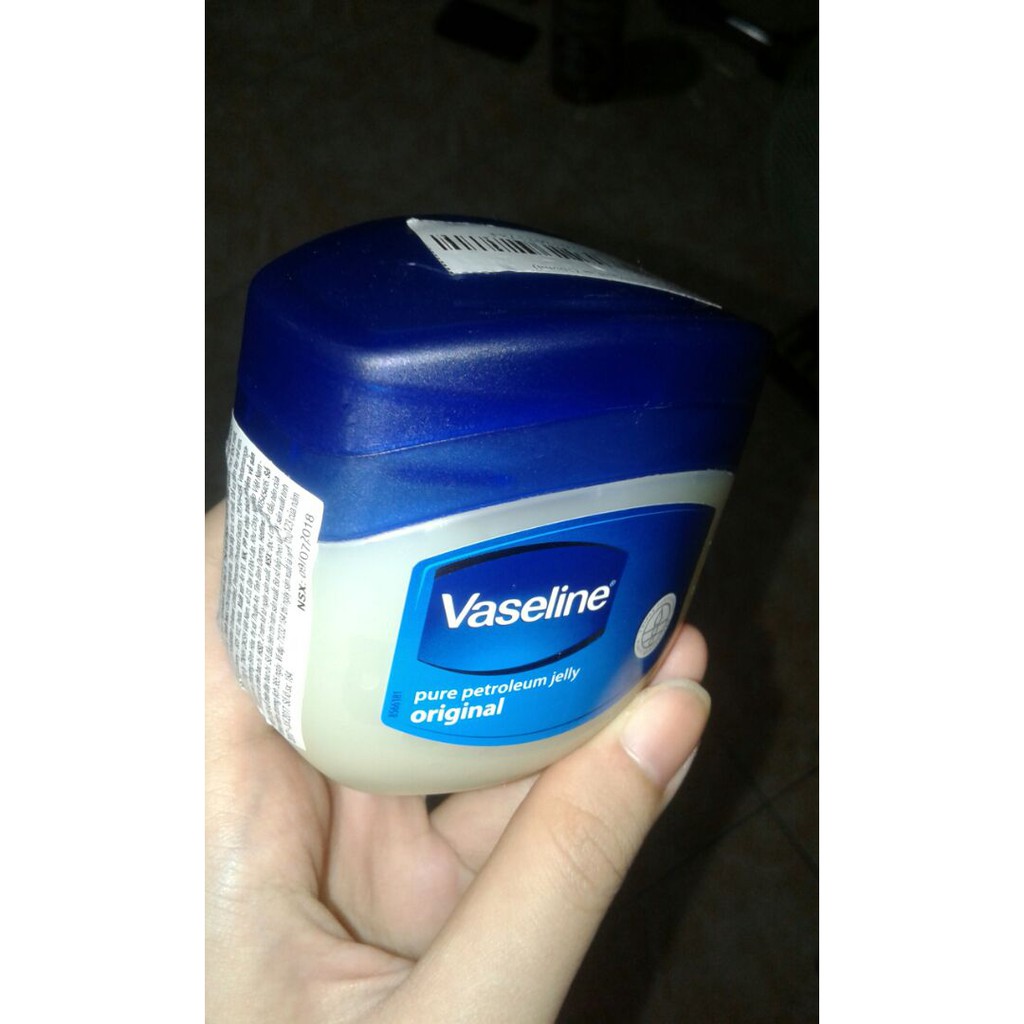 Sáp Dưỡng Ẩm Vaseline (100ml)