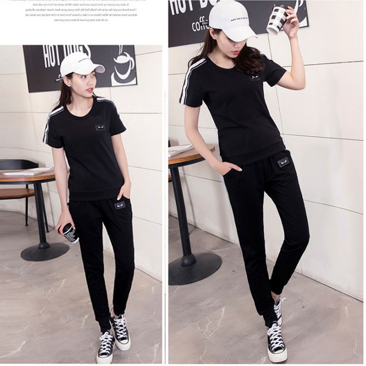 Bộ đồ thể thao nữ phối sọc TT132