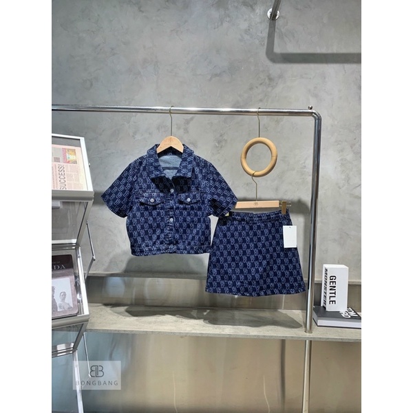 set chữ hot hit.màu xanh xinh lắm ce ơiiii!