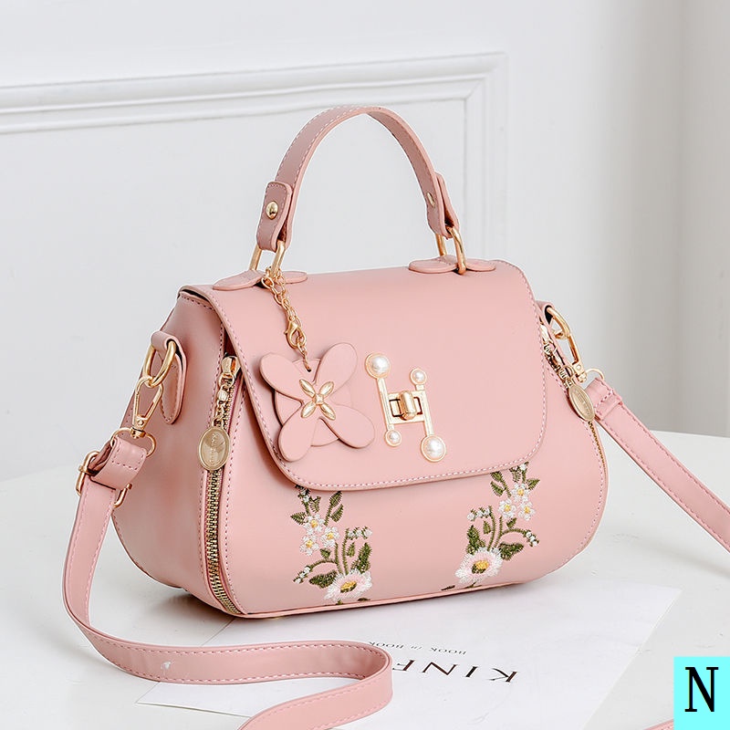 Túi Xách Đeo Vai Thêu Họa Tiết Phong Cách Mới 2020 Cho Phụ Nữ Trung Niên