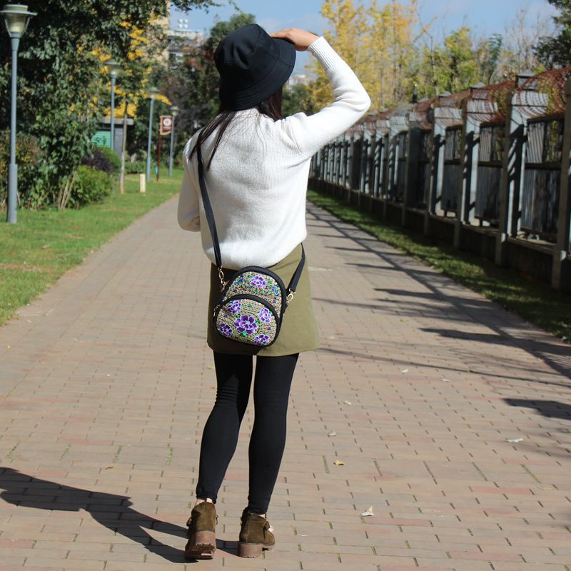 Balo vải thêu hoa hình bầu tròn nhỏ xinh xắn - T01BL7832