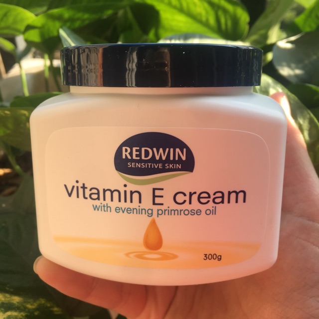 Kem dưỡng da ÚC Redwin Cream with Vitamin E 300g