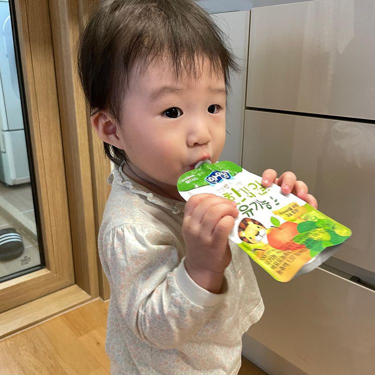 Nước ép trái cây tươi Ildong Hàn Quốc cho bé gói 100ml