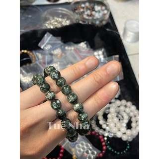 Đá Mắt Rồng