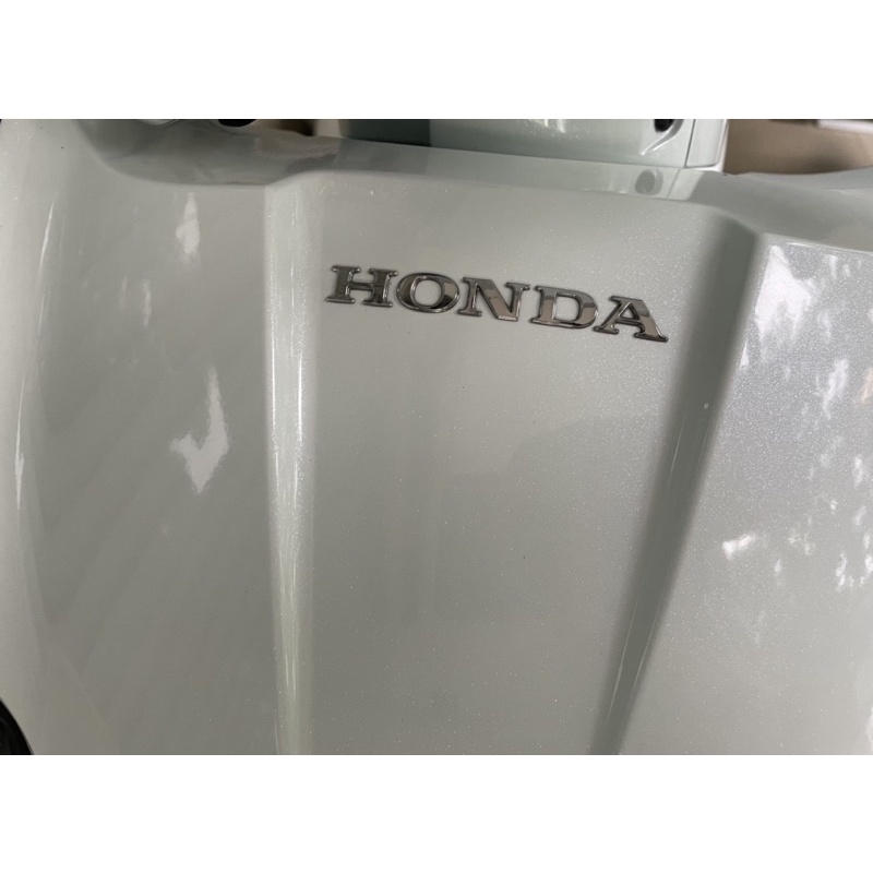 Tem Honda nổi chính hãng Honda.