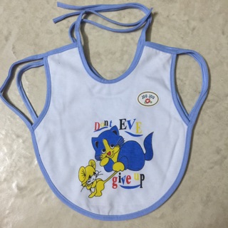 set 2 yếm ăn dặm tròng tay cột dây