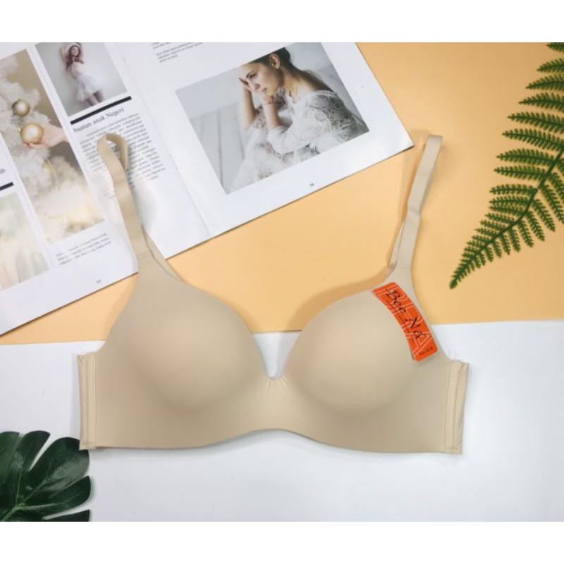 Áo lót áo ngực không gọng Beena 8124 đệm mỏng quả tròn căng nhập khẩu Thái Lan
