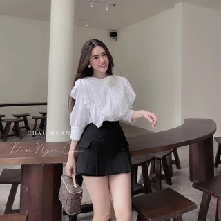 Set đồ công sở nữ Áo sơ mi trắng bèo ren tay lỡ mix chân váy cúc xếp ly Freesize  - Áo nhấn eo < 60 kg mặc xinh