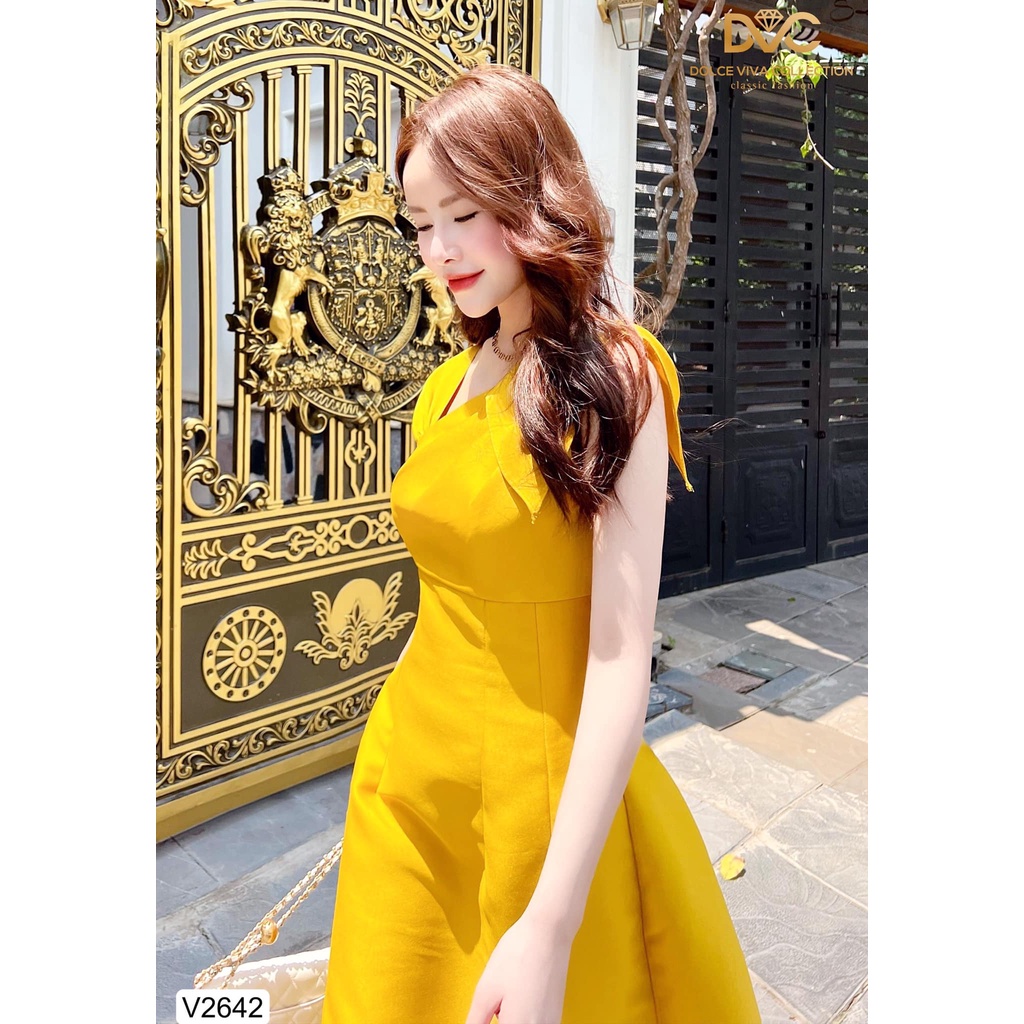VÁY TAFTA VÀNG LỆCH VAI THIẾT KẾ CAO CẤP V2642 -DVC