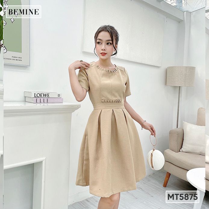 Đầm cổ tròn ngực viền nổi BEMINE MT5875