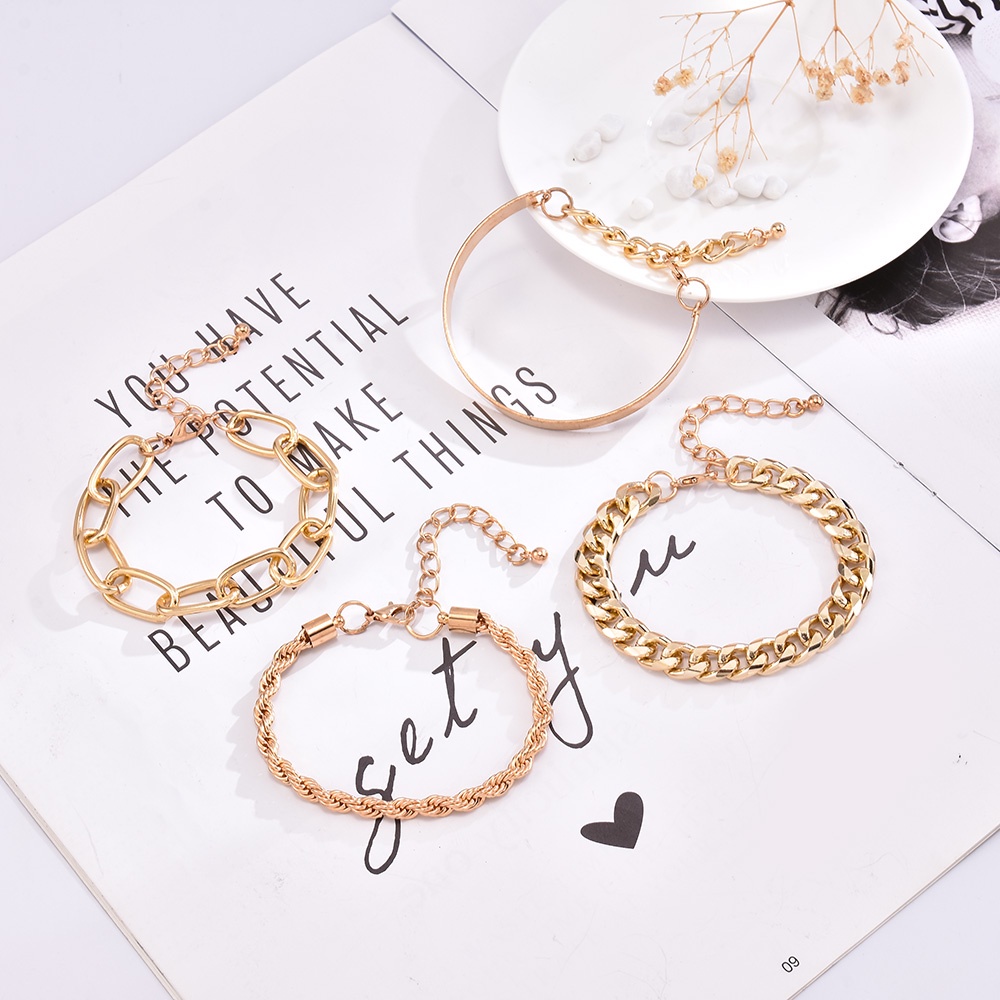 Set 4 Vòng Tay Thời Trang Cá Tính Dành Cho Cả Nam Và Nữ