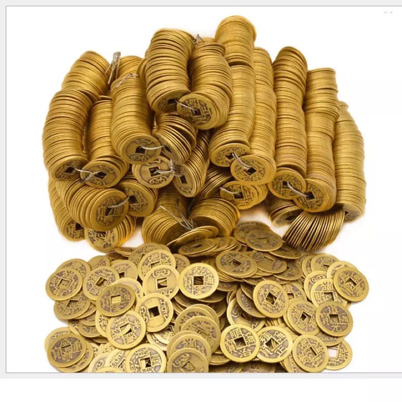 Đồng xu phong thuỷ chiêu tài, hút lộc gieo quẻ, để ban thần tài
