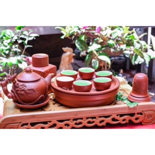 Bộ gốm đất đỏ hoa văn thủ công đắp nổi bằng tay,điêu luyện..