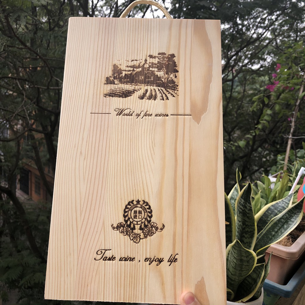 Hộp đựng rượu bằng gỗ thông đôi đựng 2 chai rượu vang