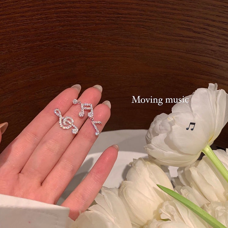 Khuyên Tai Thiết Kế Hình Ngôi Sao Phong Cách Mới 2022