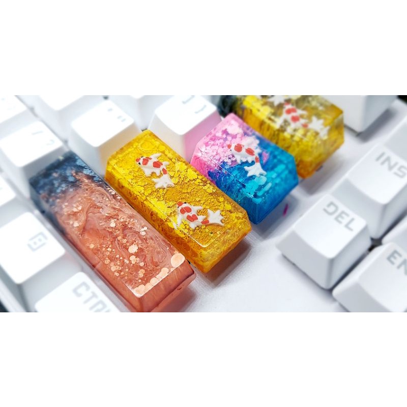 Keycap cá koi Enter 2.25u tone vàng trang trí bàn phím cơ