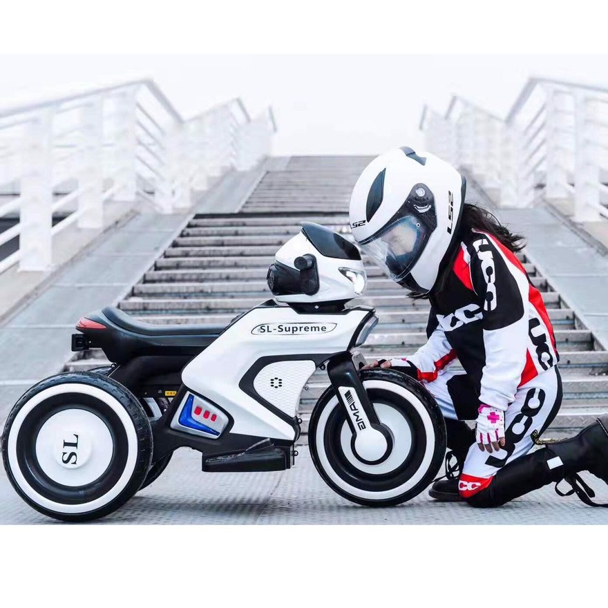 (SALE KHỦNG 1 NGÀY) - Xe máy điện trẻ em cao cấp phiên bản thể thao SL-SUPREME AMG siêu thể thao - Đ