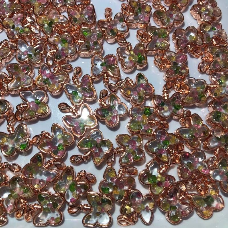 Mặt Dây Chuyền Hình Bướm Đính Đá Tourmaline