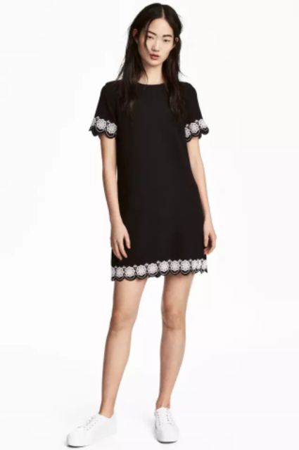 Váy suông gấu hoa xuất dư (có sẵn) | BigBuy360 - bigbuy360.vn