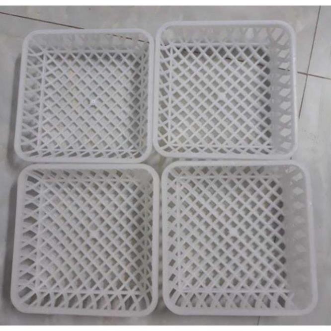 Giảm giáSTHA- Rổ đẻ chim bồ câu Vuông Kích thước 20x20cm bằng nhựa siêu bền