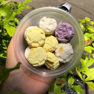 BÁNH PHỤC LINH CỐT DỪA SẦU RIÊNG