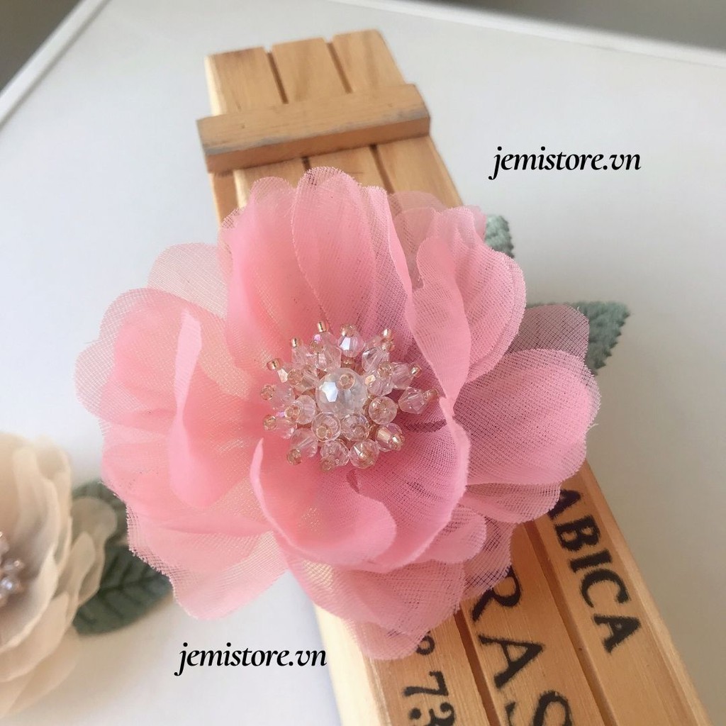 Tag Cài Áo Hoa Voan Nhỏ Xinh