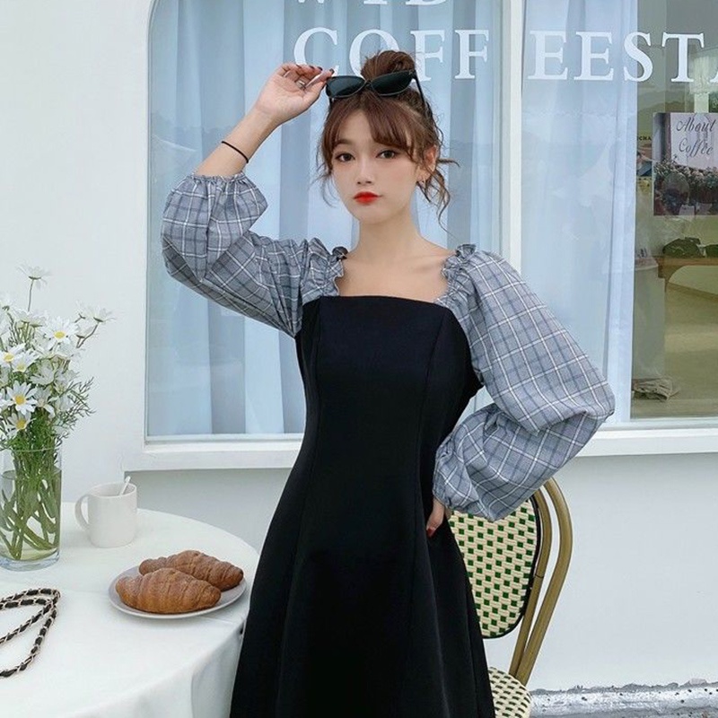Đầm IELGY cổ vuông tay dài họa tiết kẻ caro mỏng ngọt ngào
