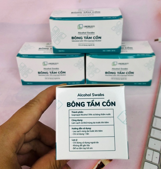 Bông tẩm cồn sát khuẩn hộp 100 miếng