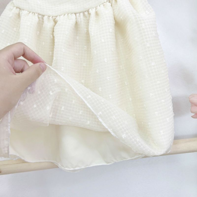 Đầm công chúa hạt gạo trễ vai cho bé gái