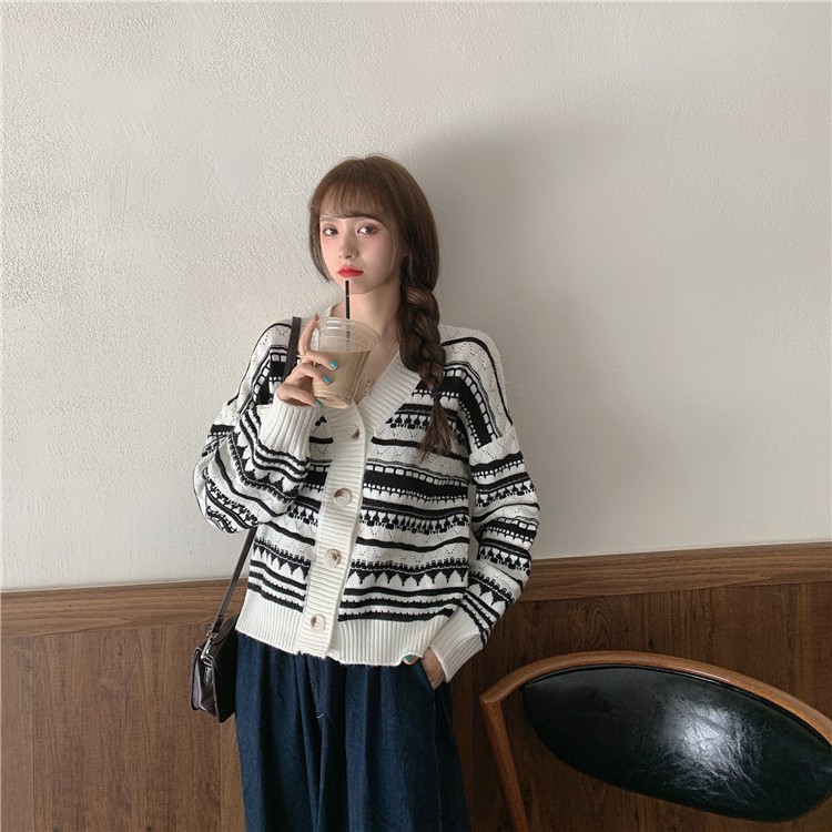 Áo khoác Cardigan thổ cẩm trắng đen | 11 HIN