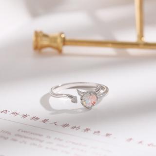 Nhẫn Đính Đá Mặt Trăng Thiết Kế Độc Đáo