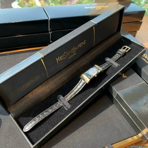 ĐỒNG HỒ SIÊU CẤP Y.SL dòng vintage E401P0 dây da nữ kính shaphire máy Thuỵ Sĩ Fullbox