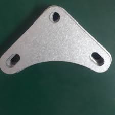 Bát tam giác ke góc bắt kệ sắt V lỗ V3, V4