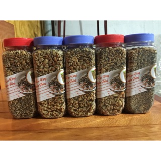 Muối lạc vừng hũ khoảng gần 500 gam dập màng seal chống hút ẩm