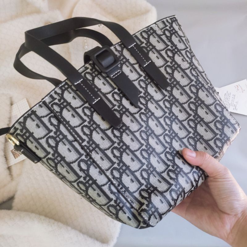 Túi xách quảng châu Dior