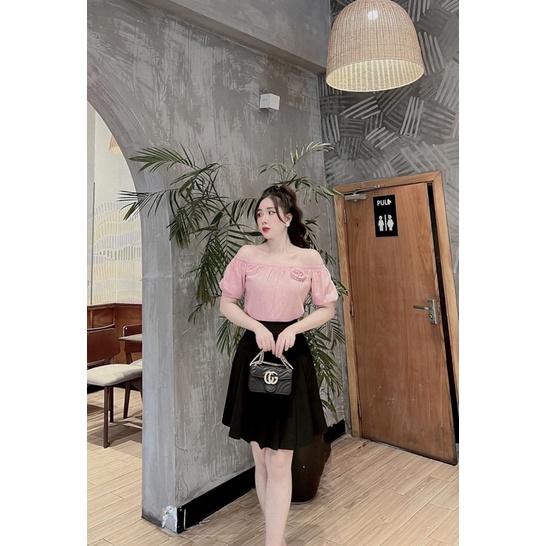 Set áo trễ vai chân váy xếp ly thiết kế dễ thương chất liệu tơ đũi không nhăn a19