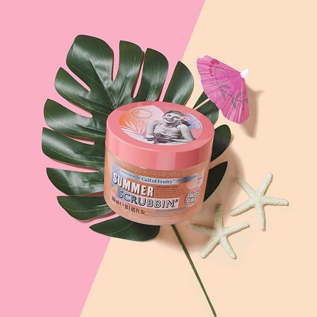 Tẩy tế bào chết Soap & Glory Call of Fruity Summer Scrubbin Body Scrub 300ml | BigBuy360 - bigbuy360.vn
