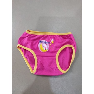 Quần sịp hello kitty mặc váy cho bé gái size 140 (16-18kg).