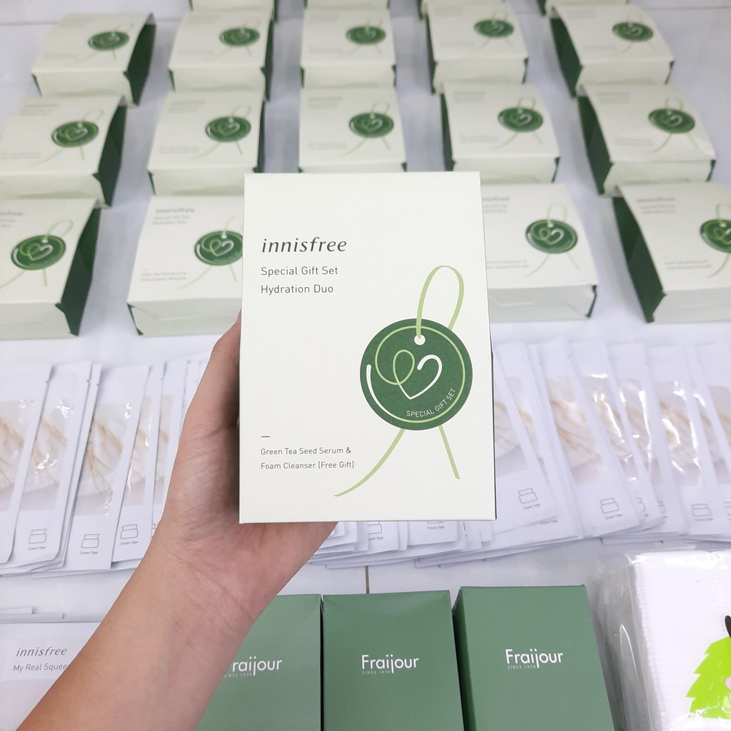 Bộ cấp ẩm trà xanh innisfree Green Tea Seed Serum Special Gift Set