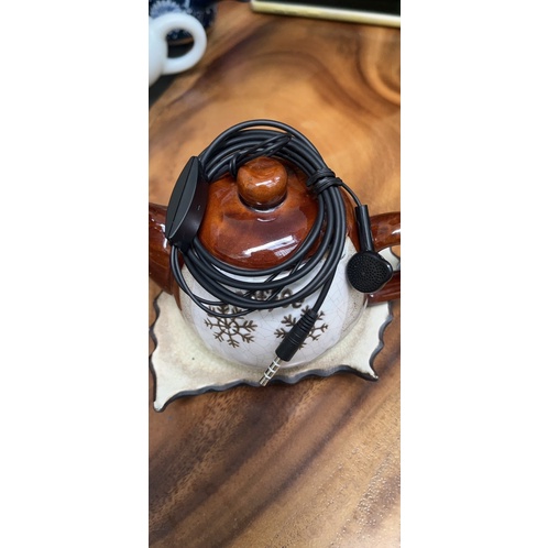 Tai nghe nhạc SS màu ĐEN có jack 3.5mm đàm thoại trên thân dây, phù hợp cho các dòng điện thoại