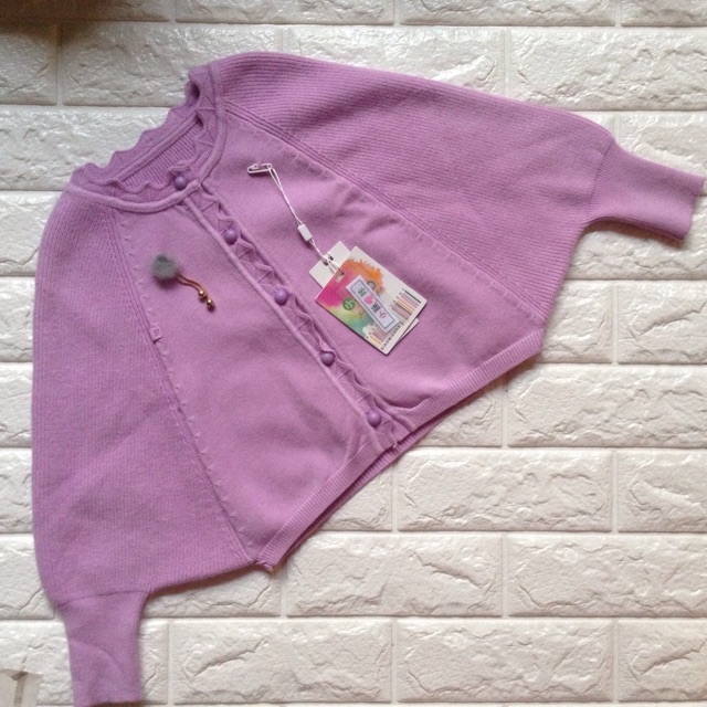 Áo len cánh dơi cho bé