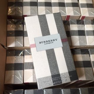 Nước hoa burberry london