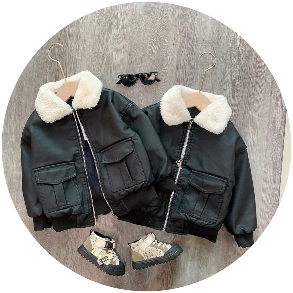 Siêu phẩm Khoác Da Đen Cổ Lông