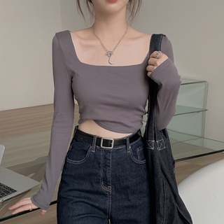 Áo croptop dài tay cổ vuông