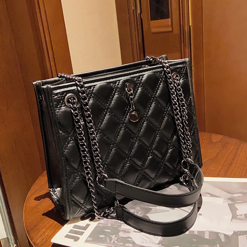 Túi xách thời trang dây đeo xích có thể đeo vai và đeo chéo