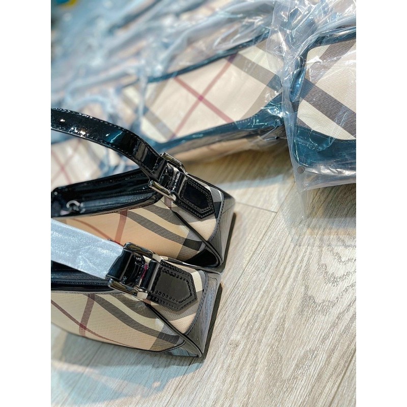 Túi kẹp nách B.b.Ri viền đáy